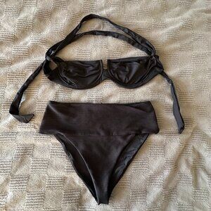 L*SPACE Mako Bikini Top